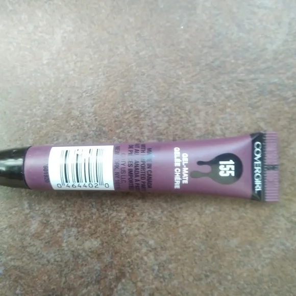 3/15$ Covergirl melting pout - Picture 3 of 3